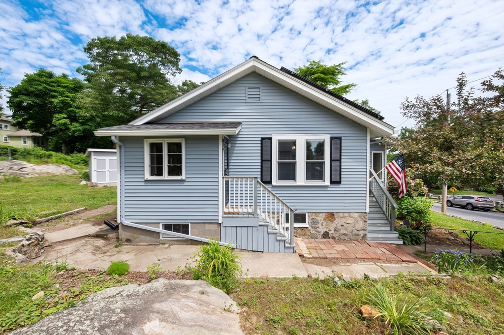46 Roosevelt Rd