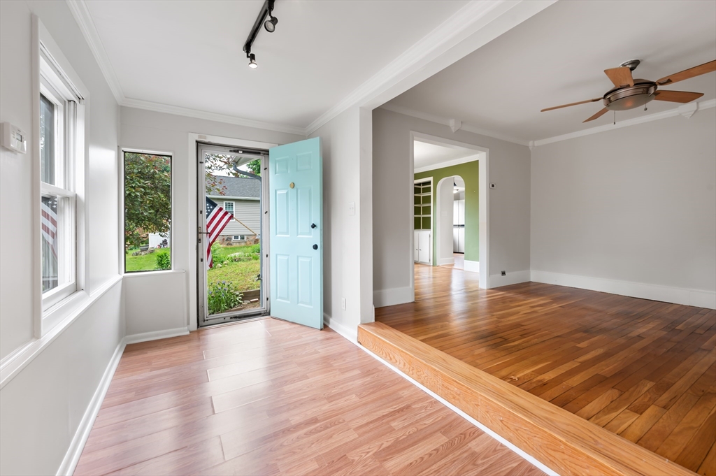 46 Roosevelt Rd
