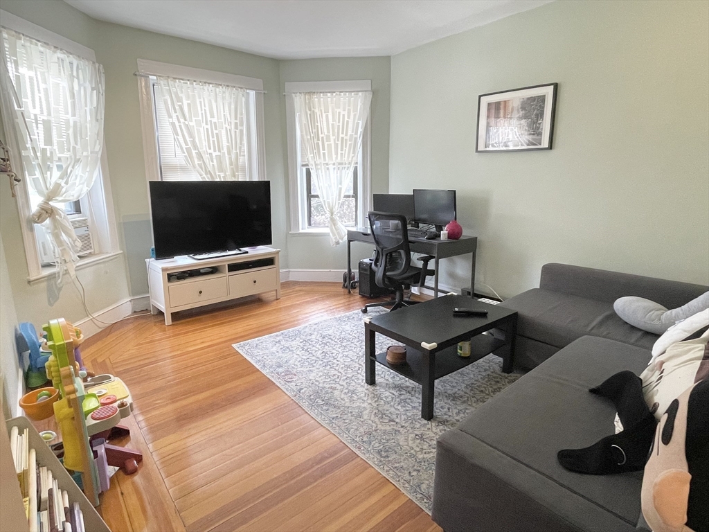 316 Summit Ave # 5