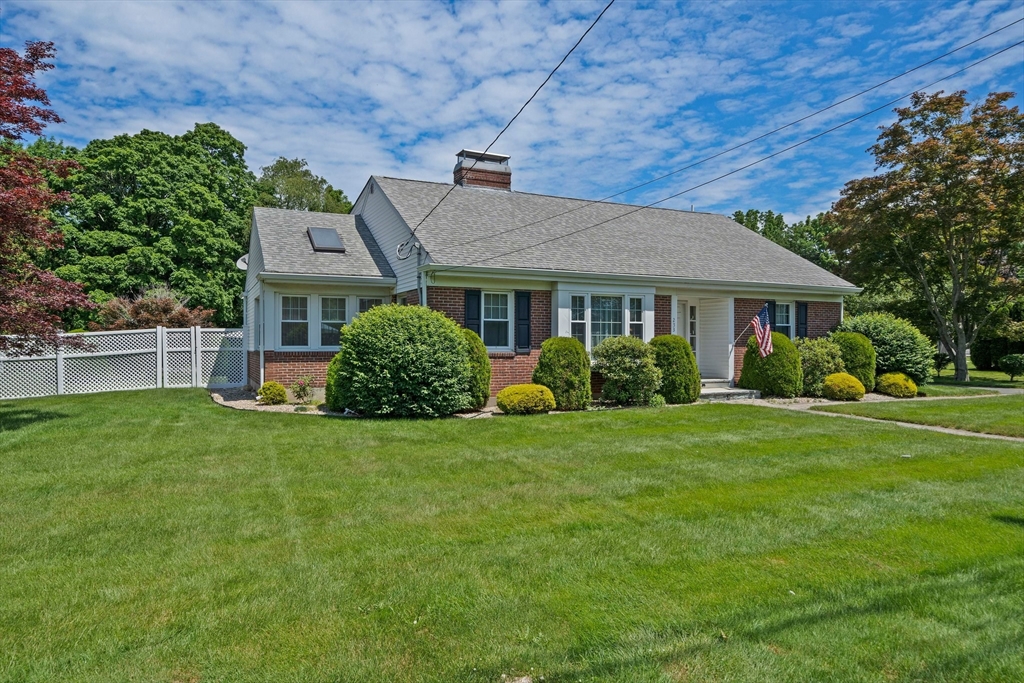 233 Pleasant St
