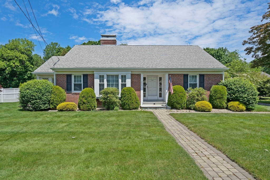 233 Pleasant St