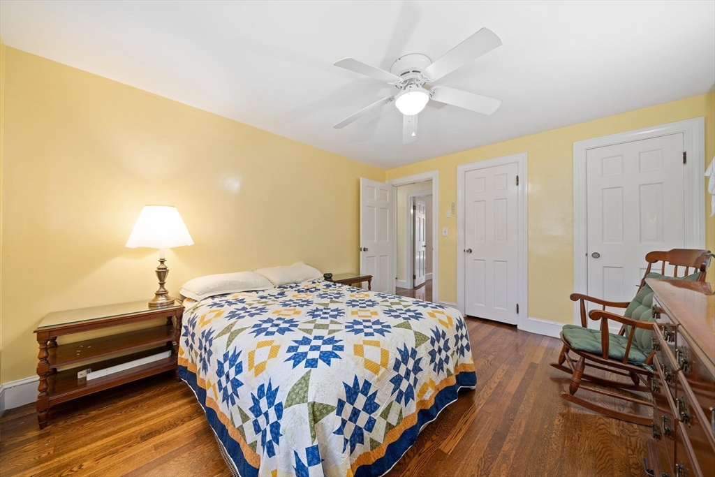 233 Pleasant St