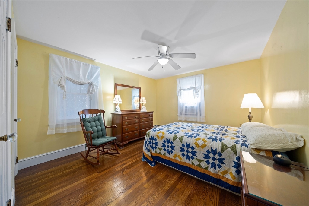 233 Pleasant St