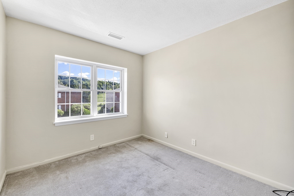 10 Lake Shore Court # 4