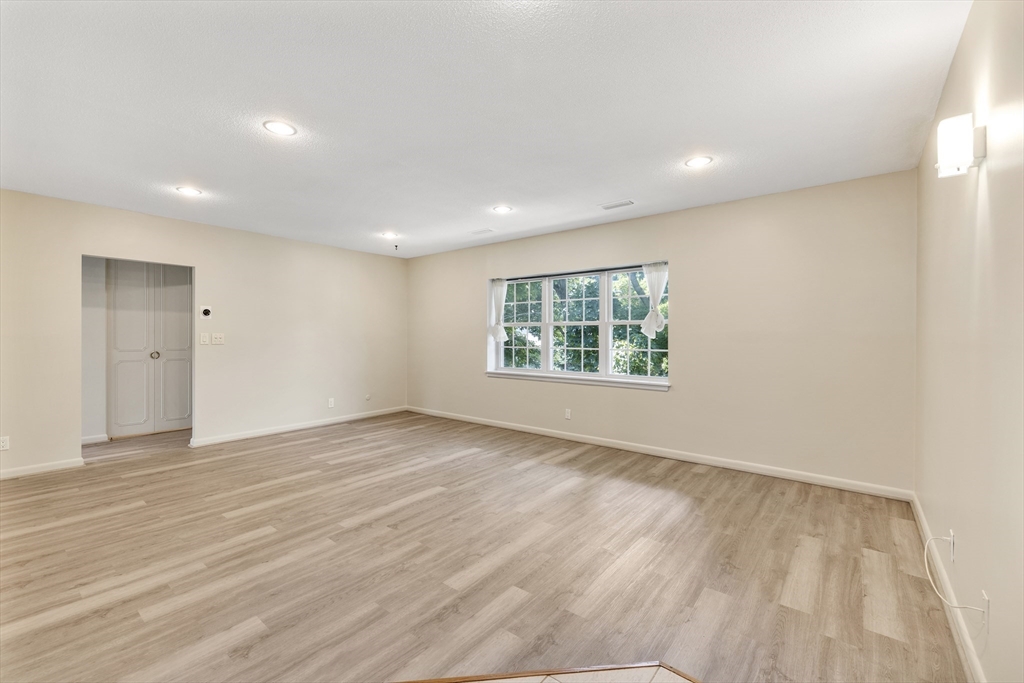 10 Lake Shore Court # 4