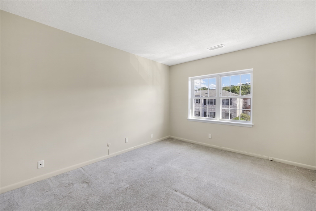 10 Lake Shore Court # 4