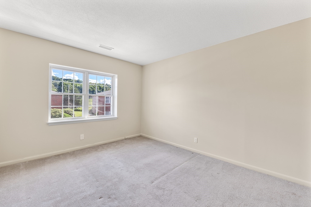 10 Lake Shore Court # 4