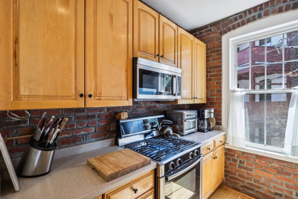 22 Parkway Rd # 4