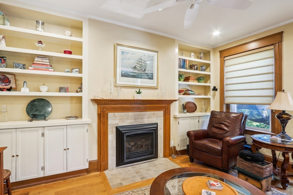 22 Parkway Rd # 4