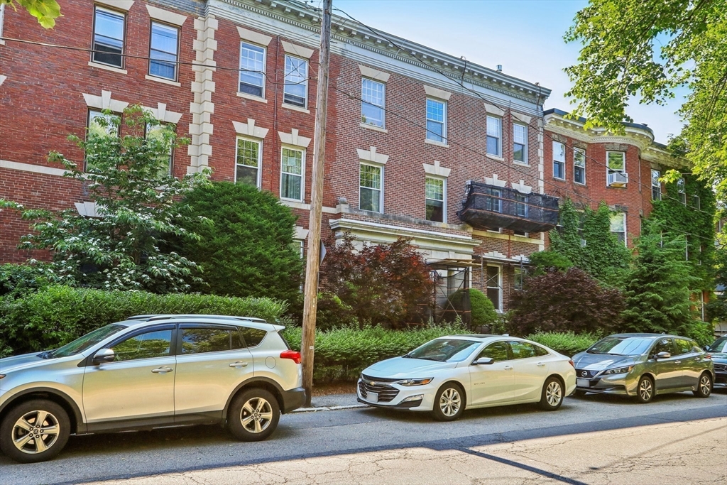 22 Parkway Rd # 4