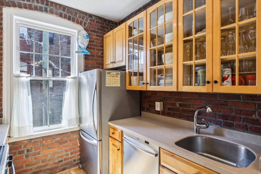 22 Parkway Rd # 4
