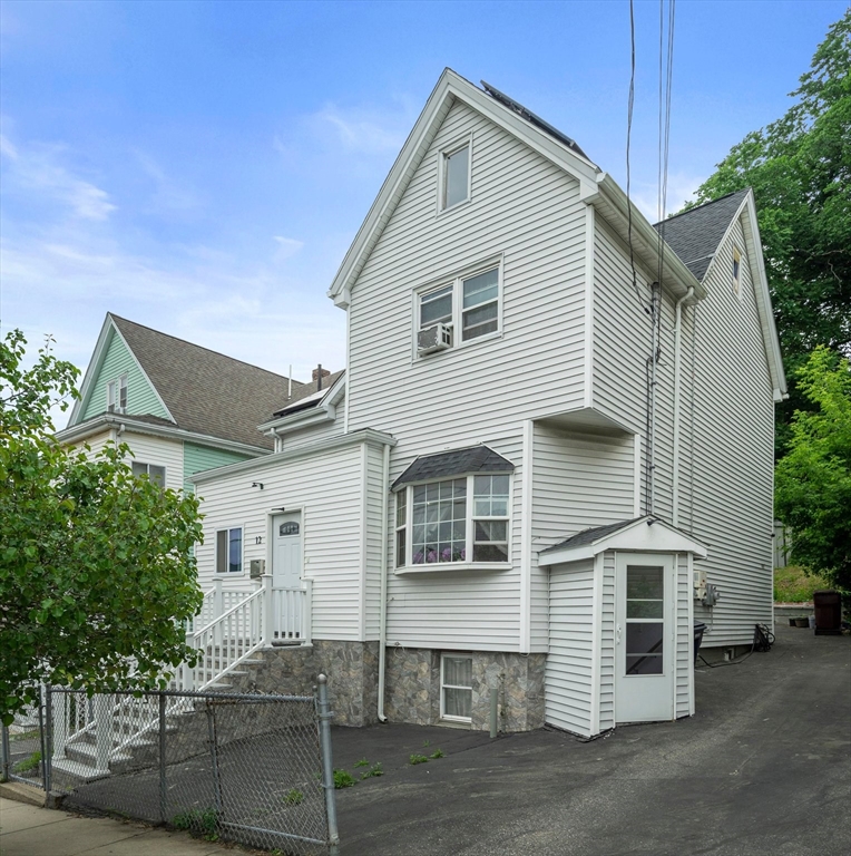 12 Harvard St