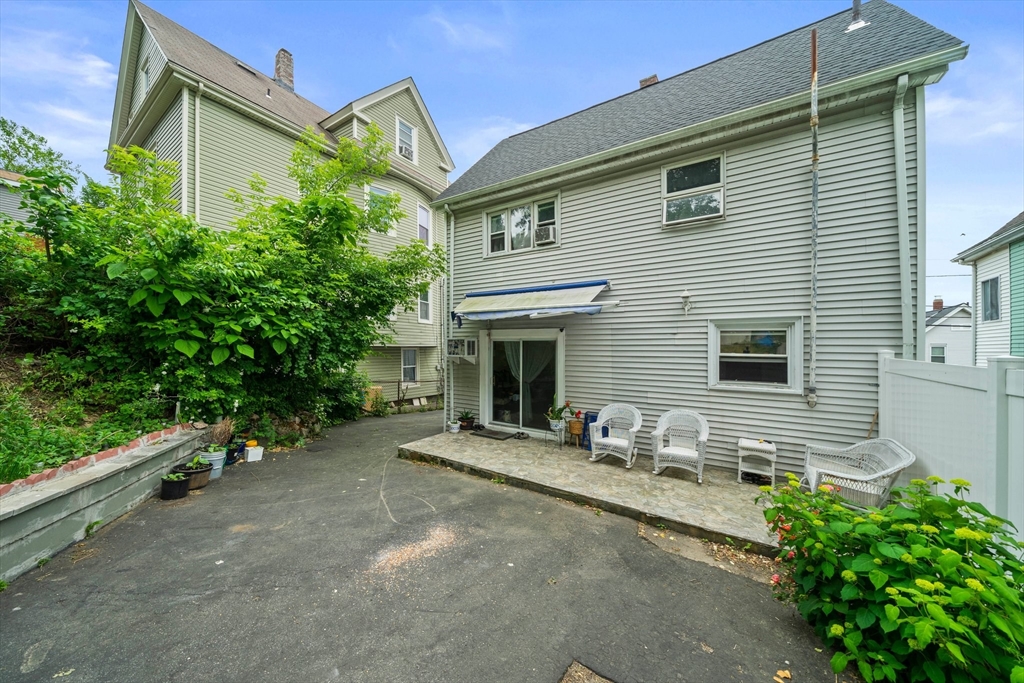 12 Harvard St