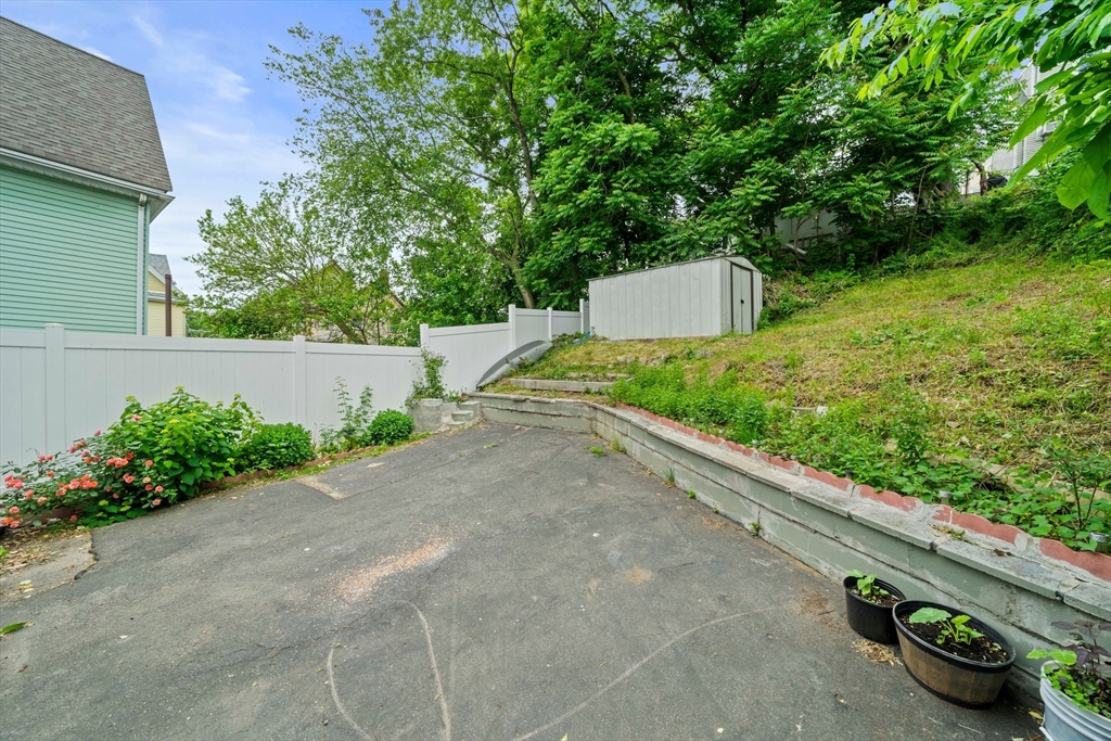 12 Harvard St