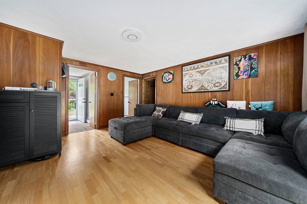 6 Valley View Rd