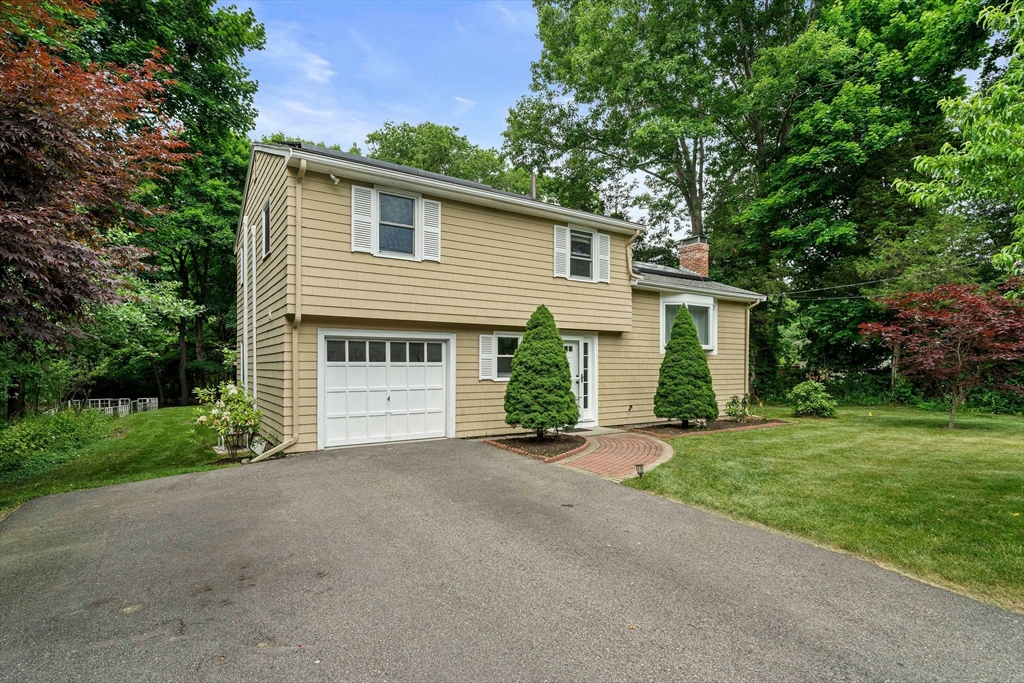 6 Valley View Rd