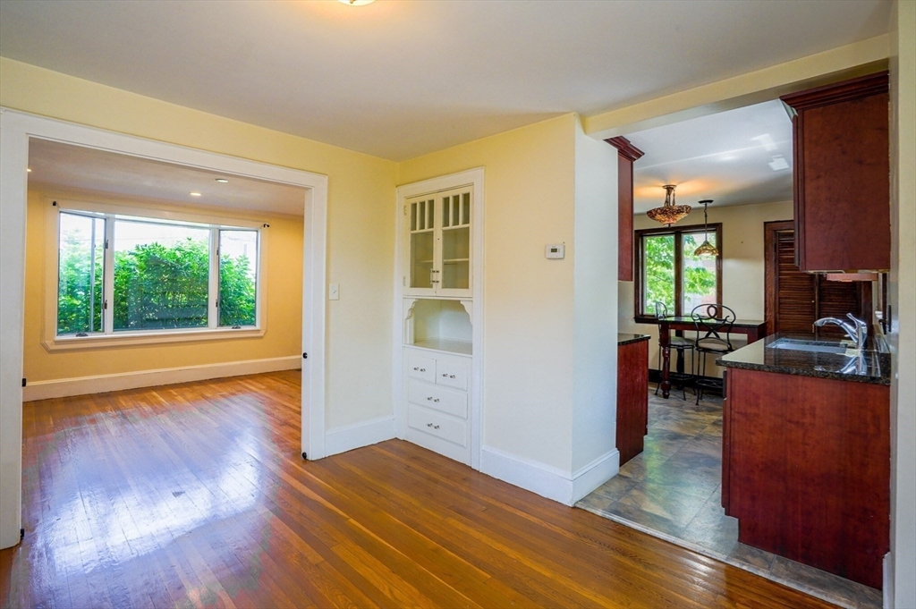 88 Bickford Rd