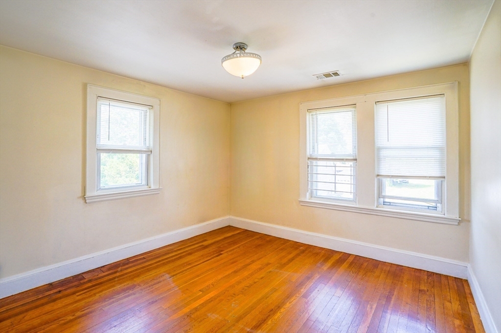 88 Bickford Rd