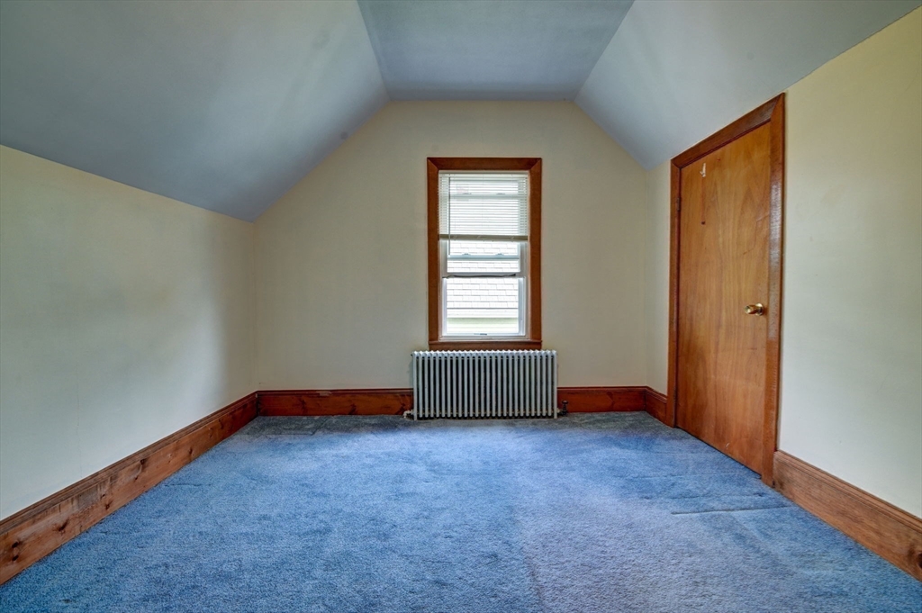 247 Holbrook Rd