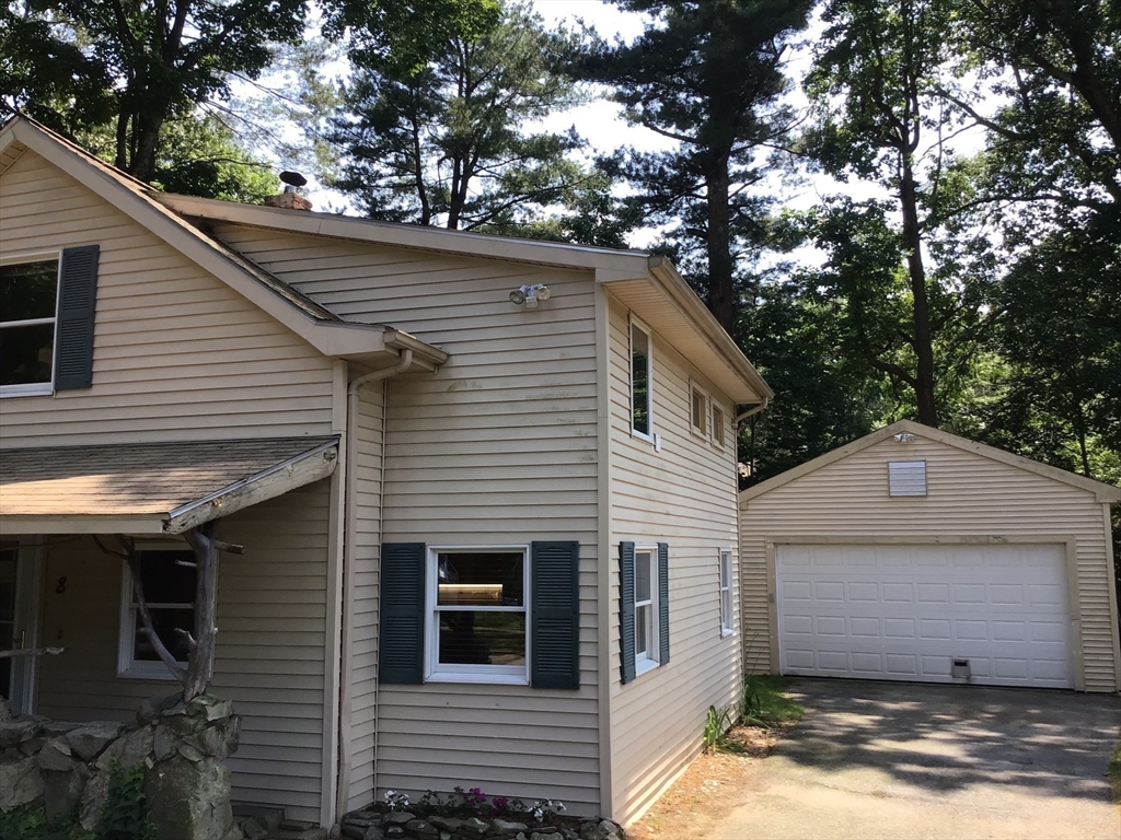 8 Glen Rd