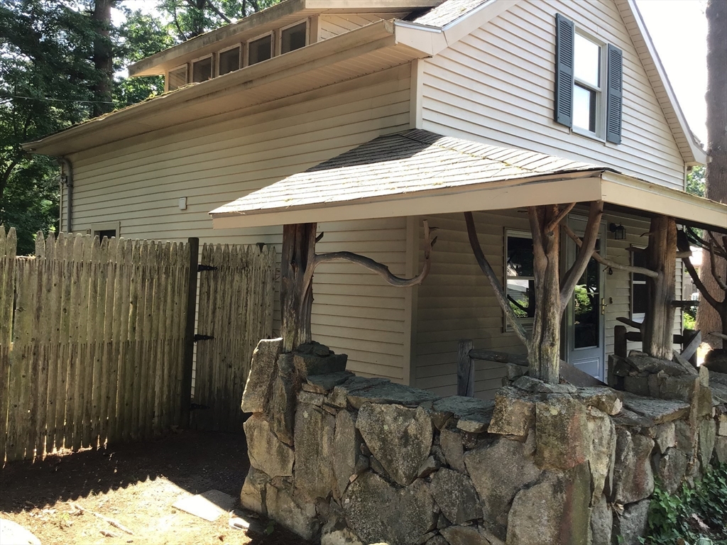 8 Glen Rd