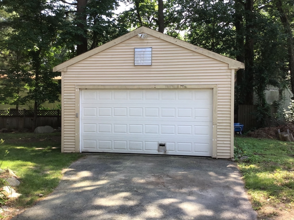 8 Glen Rd