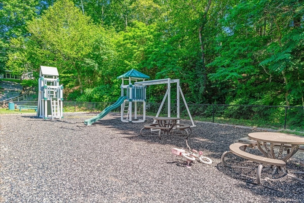 8 Chapel Hill Dr # 6