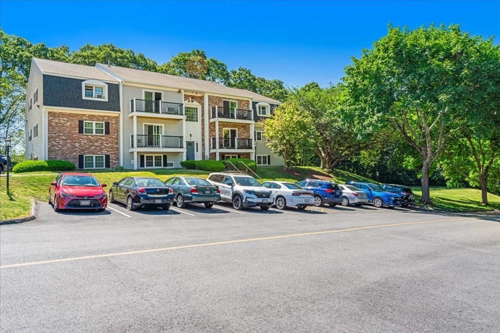 8 Chapel Hill Dr # 6
