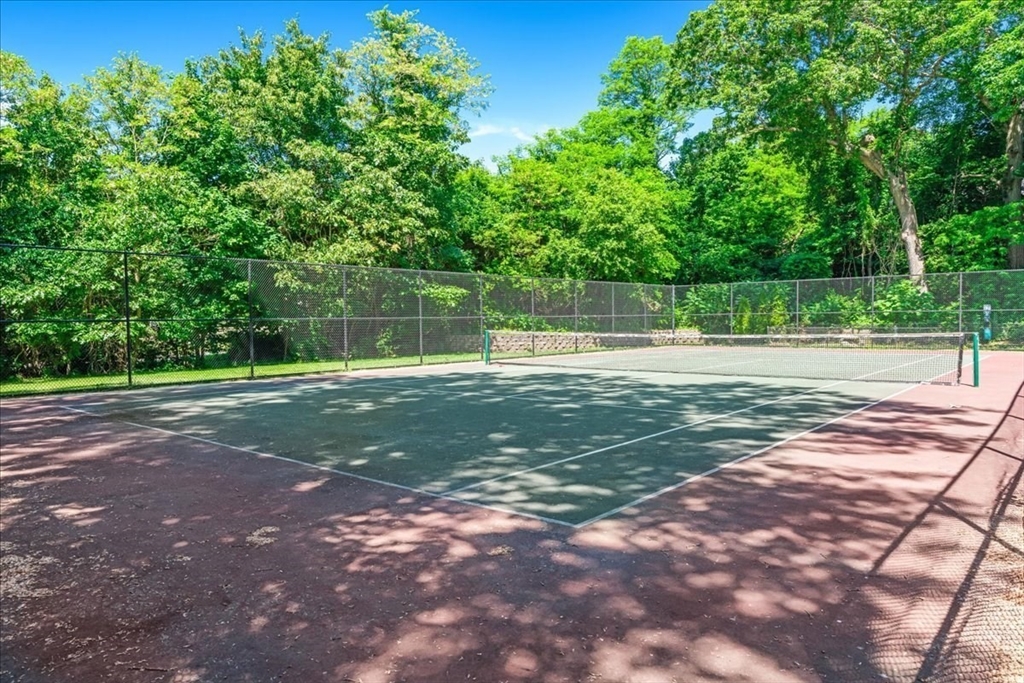 8 Chapel Hill Dr # 6