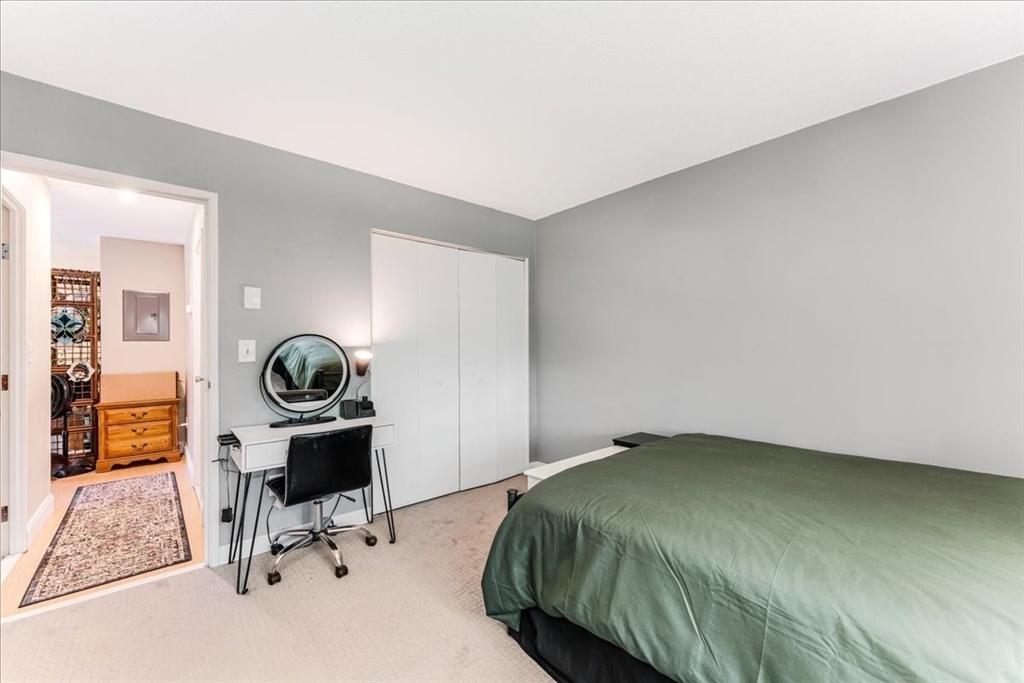 8 Chapel Hill Dr # 6