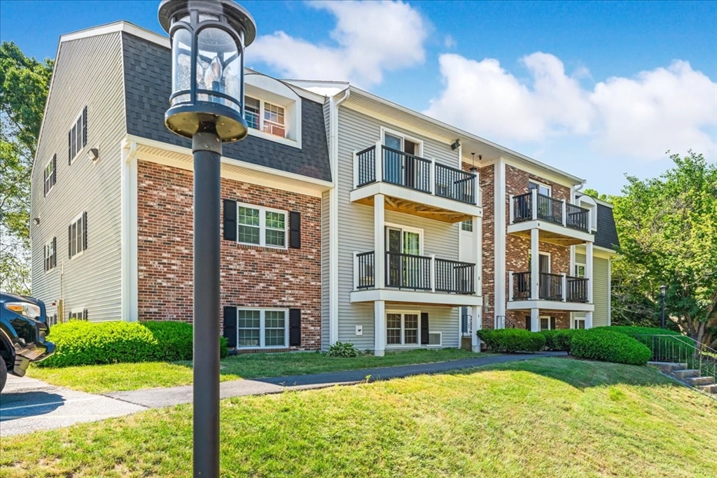 8 Chapel Hill Dr # 6