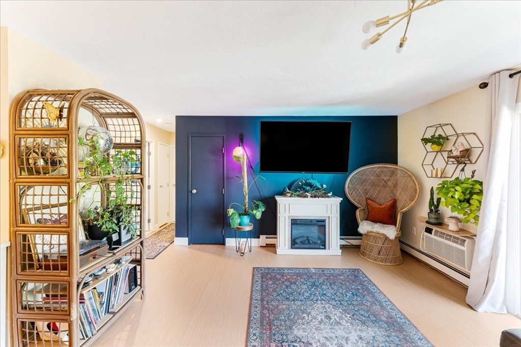8 Chapel Hill Dr # 6