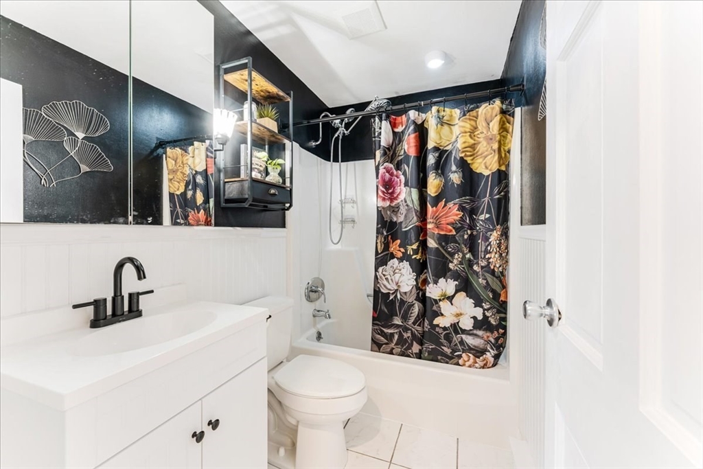 8 Chapel Hill Dr # 6