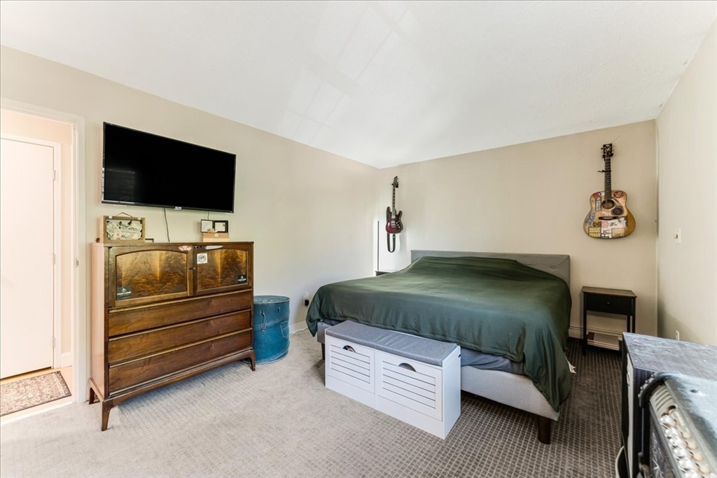 8 Chapel Hill Dr # 6