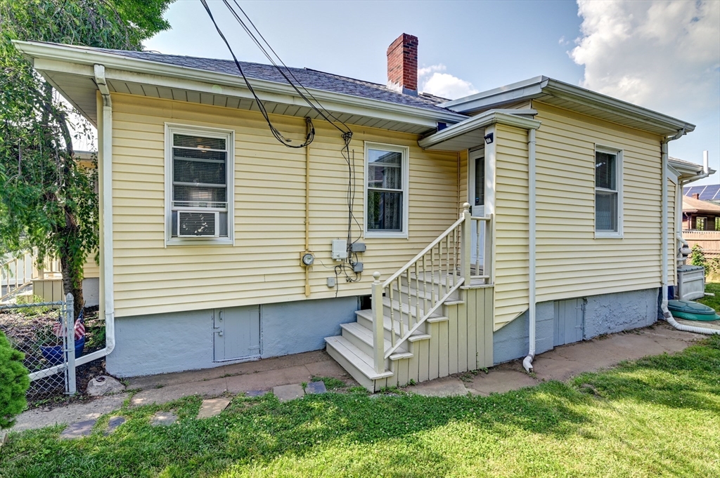 30 Curtis Ave