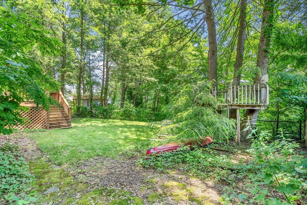 48 Simpson Dr