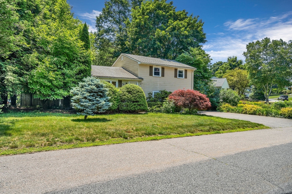 48 Simpson Dr
