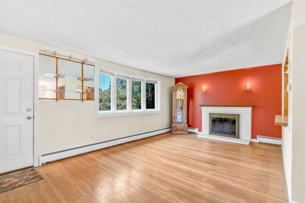 48 Simpson Dr