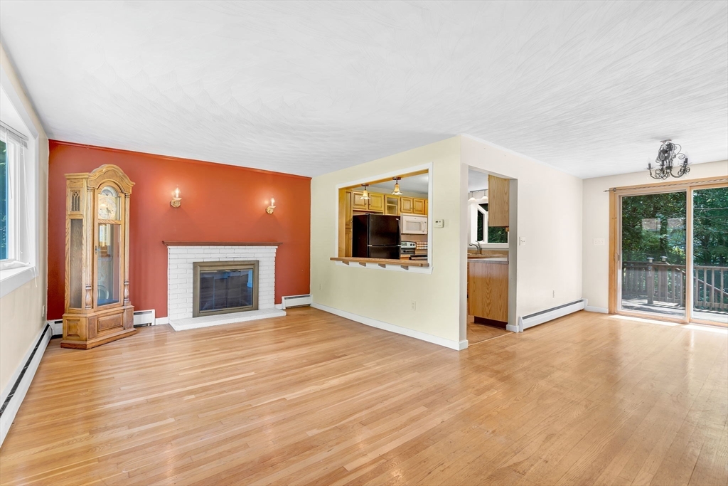 48 Simpson Dr