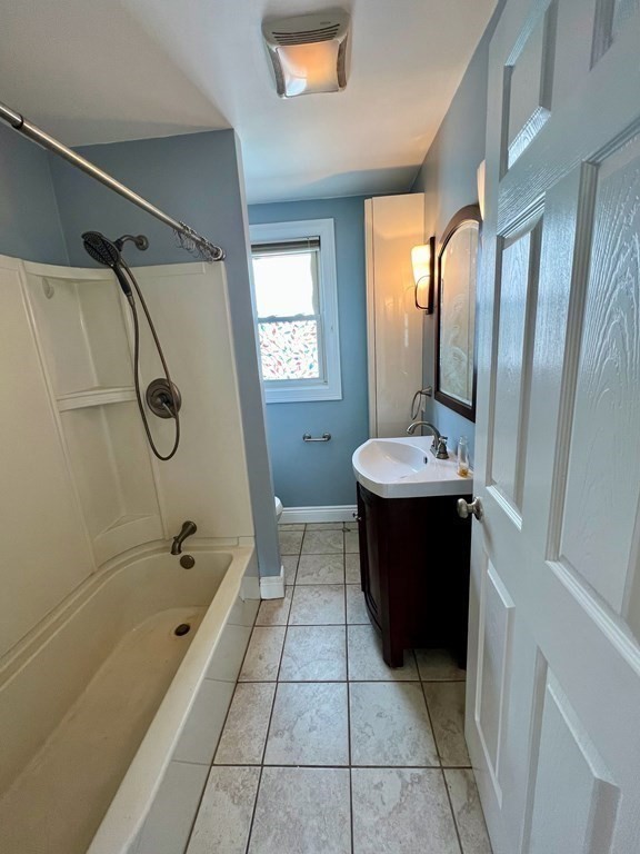50-52 Hughes St # 52