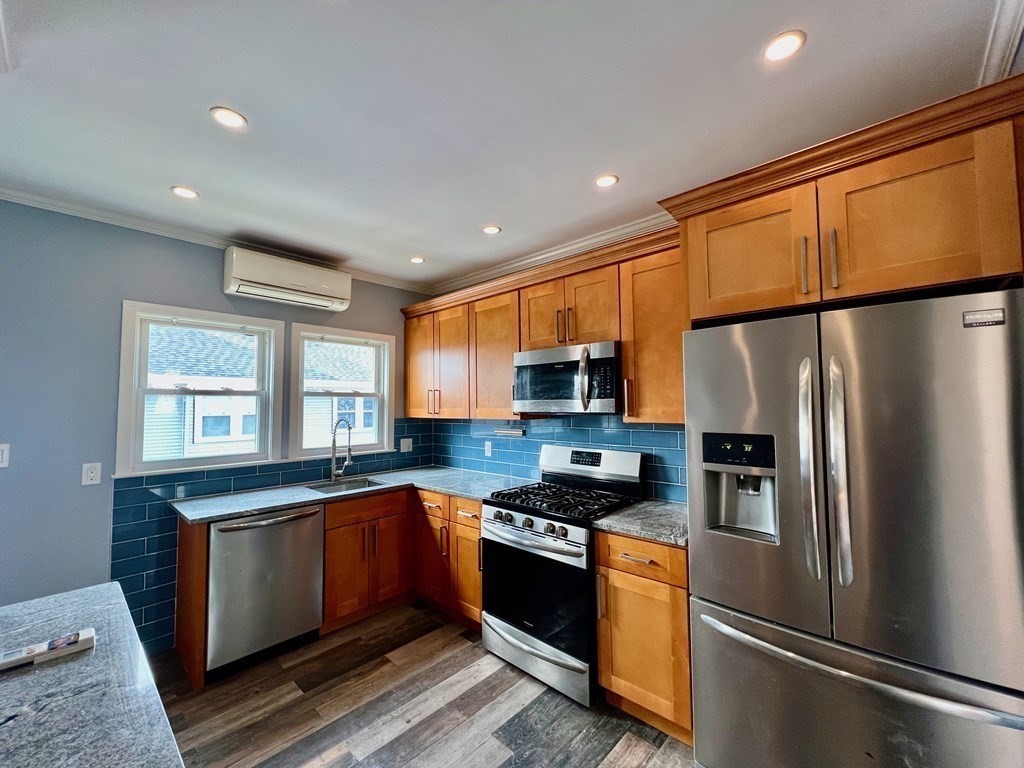 50-52 Hughes St # 52