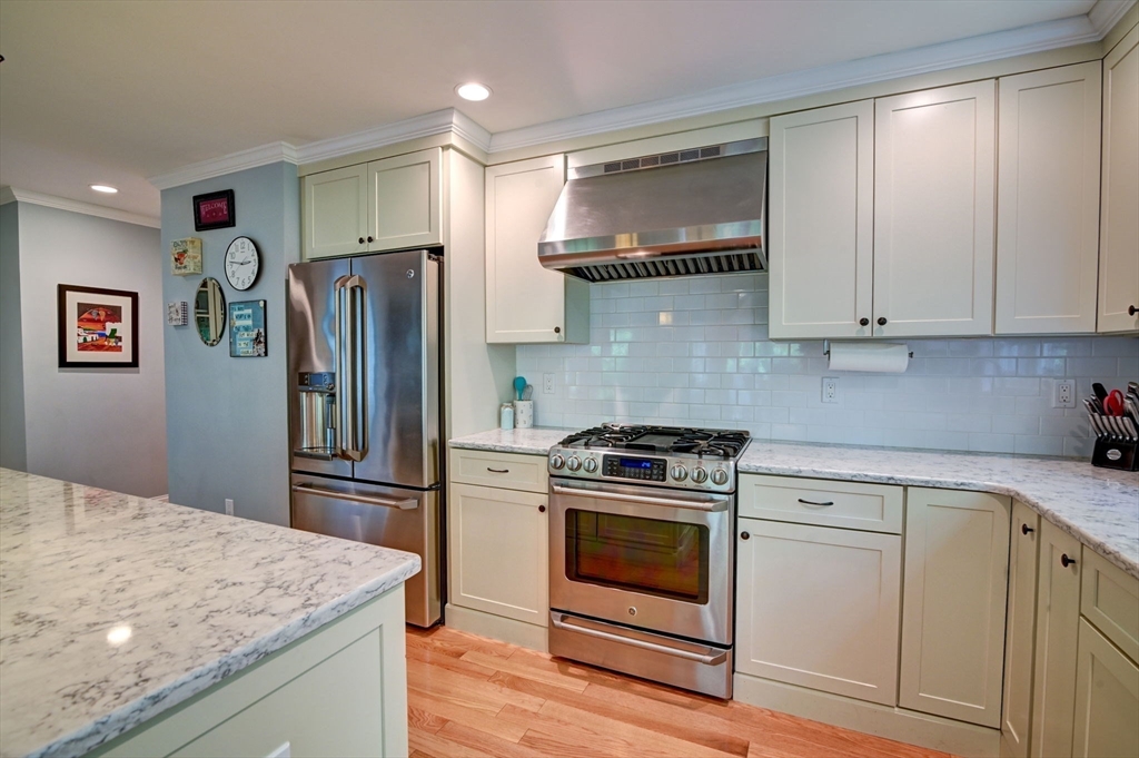 28 Damon Farm Way # 28