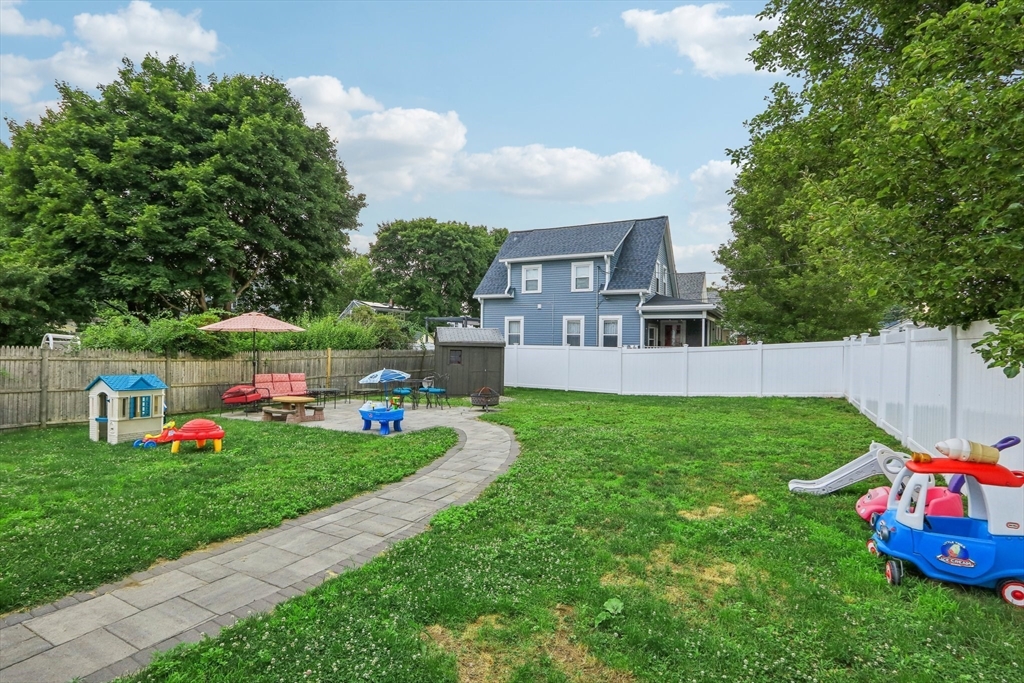 27 Sherman Rd