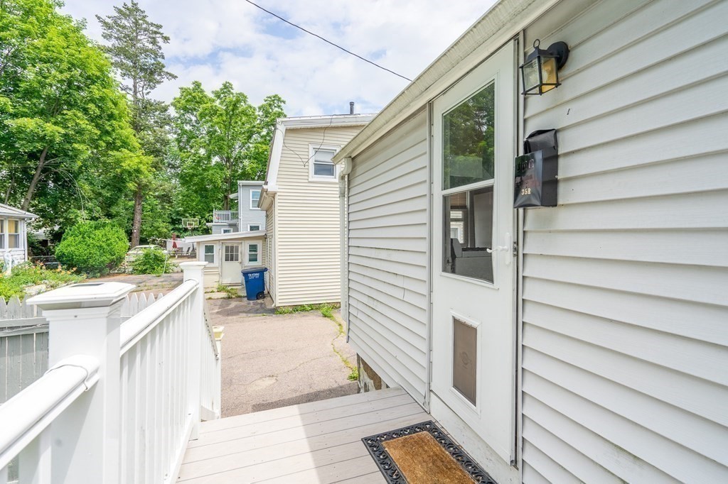 35 Water St # R