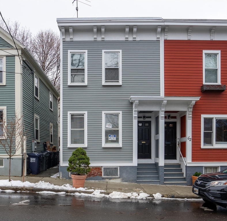 60 6th St