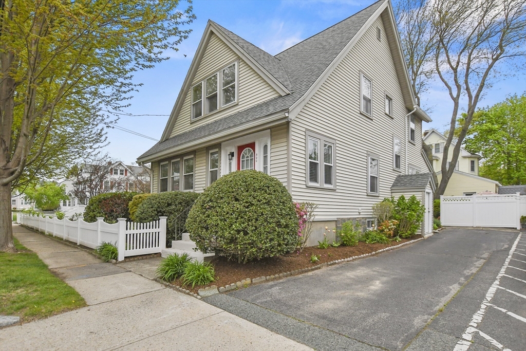 300 Billings St # 300