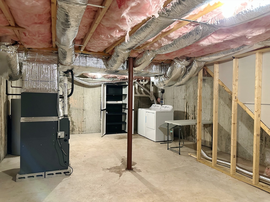 1142 Commercial St # 1