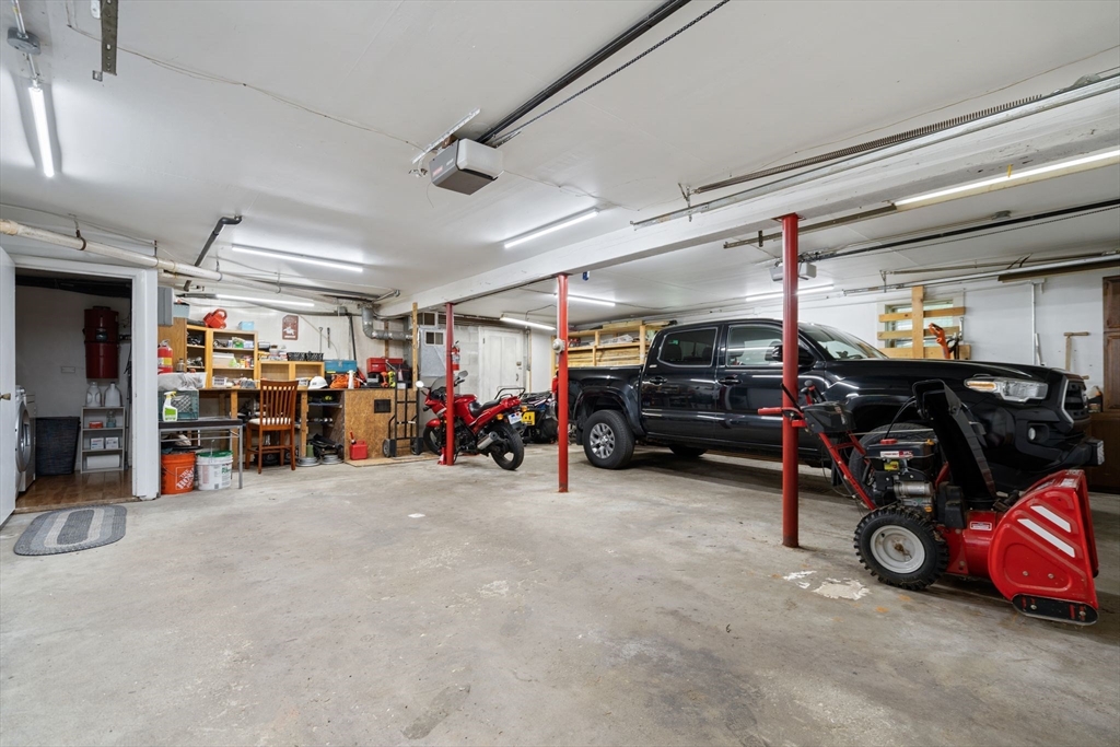 39 Hilltop Rd