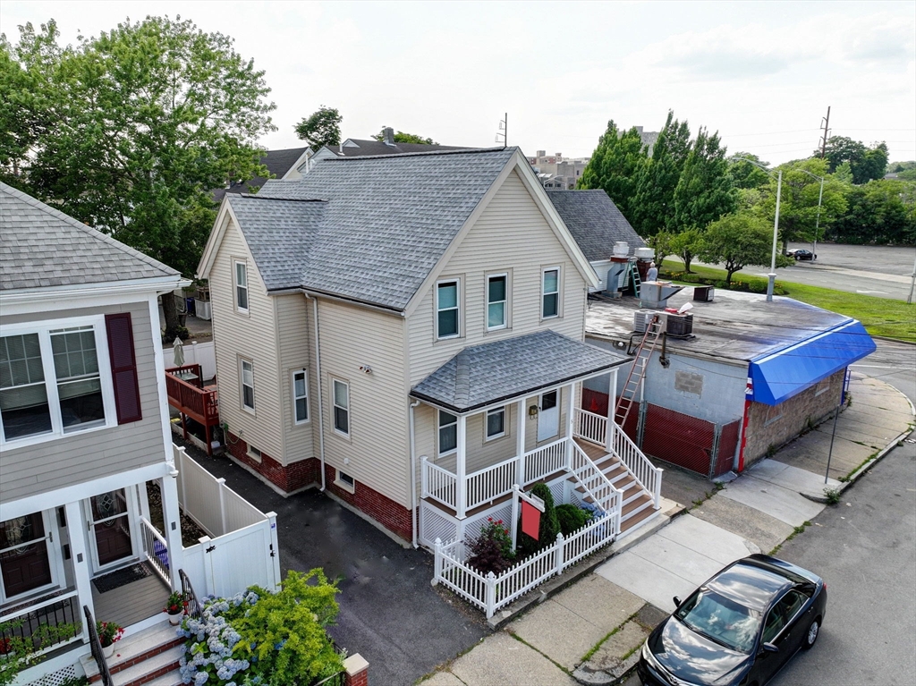 5 Warren Ave