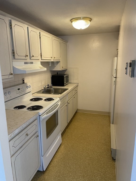 179 Presidents Ln # 3i